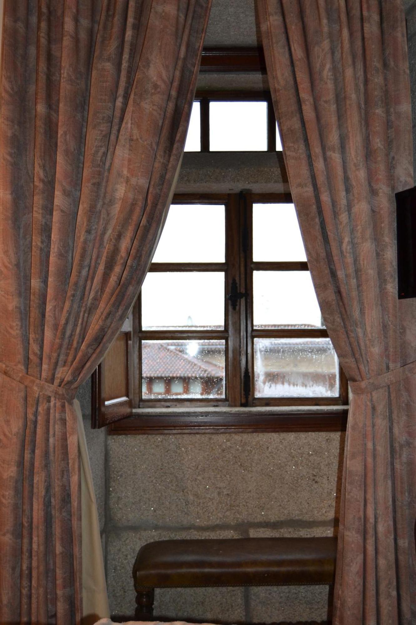 Hotel A Torre Do Xudeu توي الغرفة الصورة